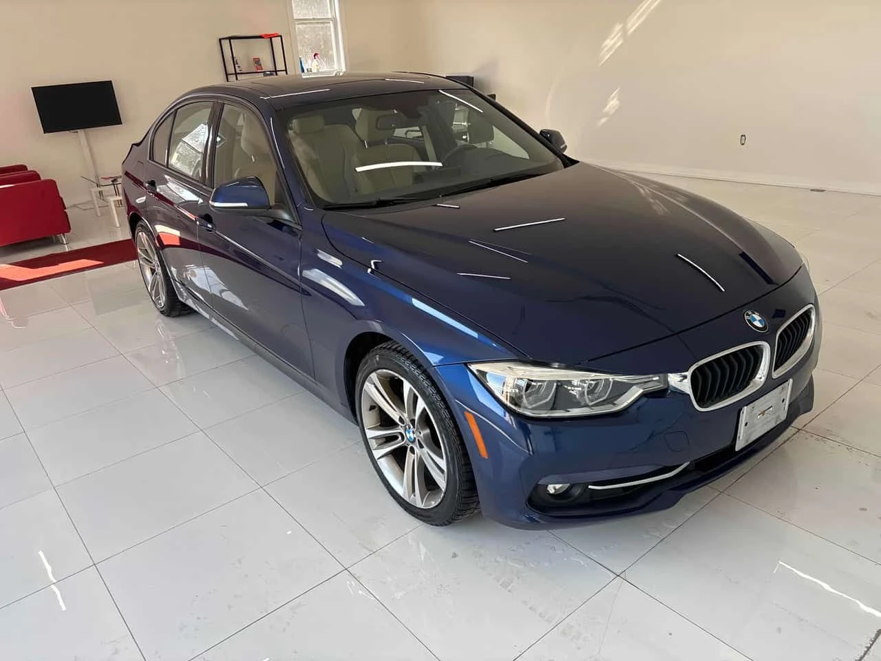 BMW 330 i xDrive | CARFAX | PANORAMA | , снимка 2 - Автомобили и джипове - 54199949