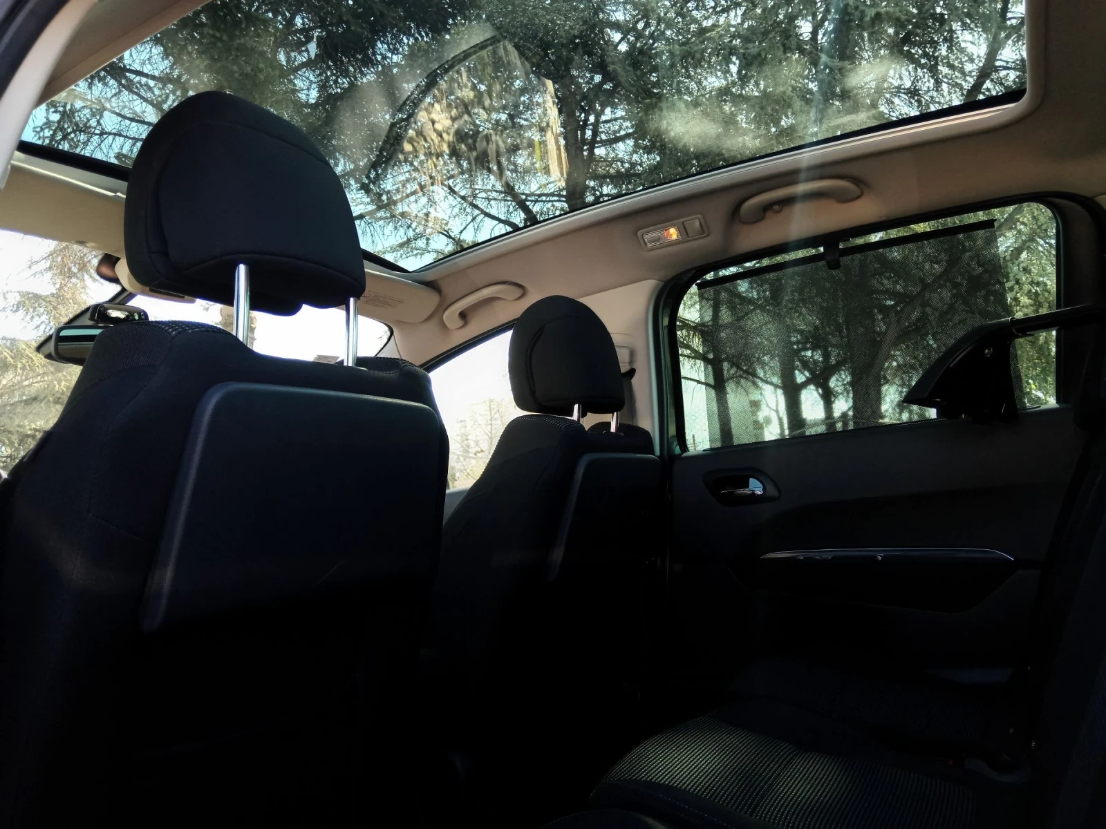 Peugeot 5008 1.6i-156к.с., снимка 13 - Автомобили и джипове - 54339392