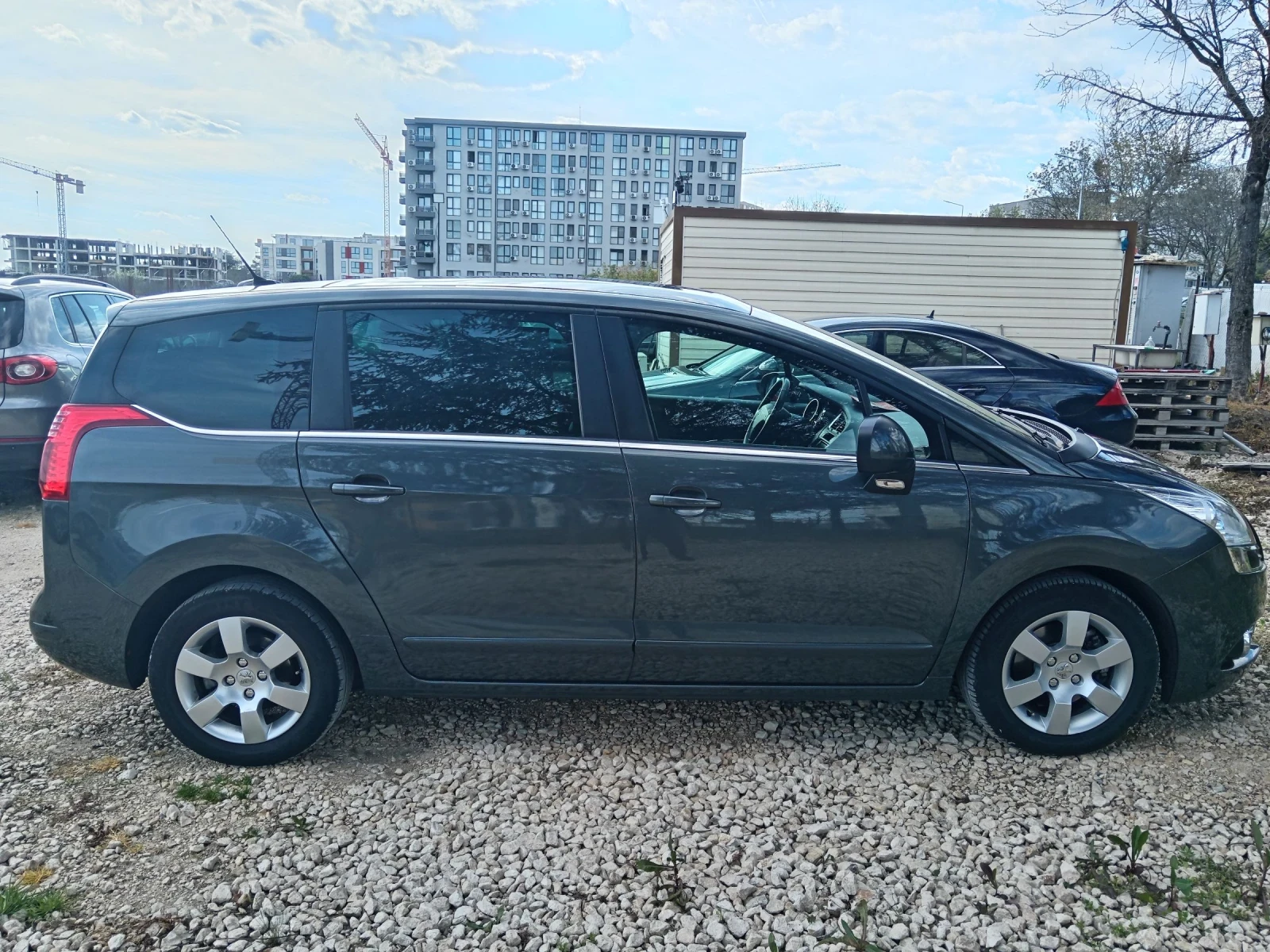 Peugeot 5008 1.6i-156к.с., снимка 4 - Автомобили и джипове - 54339392