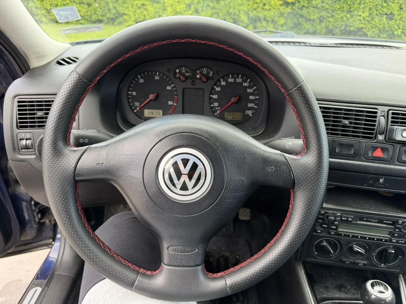 VW Golf, снимка 14 - Автомобили и джипове - 54400732