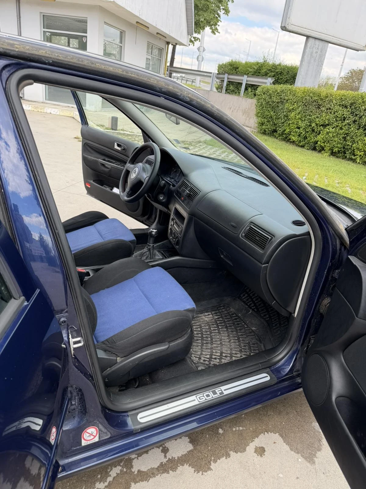 VW Golf