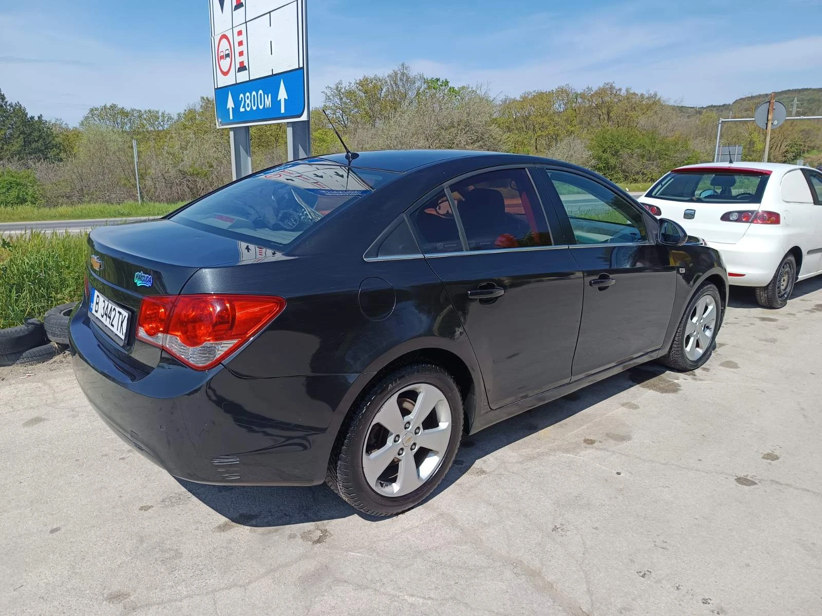 Chevrolet Cruze, снимка 2 - Автомобили и джипове - 54525226
