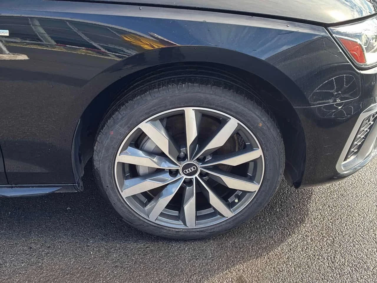 Audi A4 Progressiv /LED/DISTRONIC/CARFAX/АВТОКРЕДИТ, снимка 7 - Автомобили и джипове - 54588682