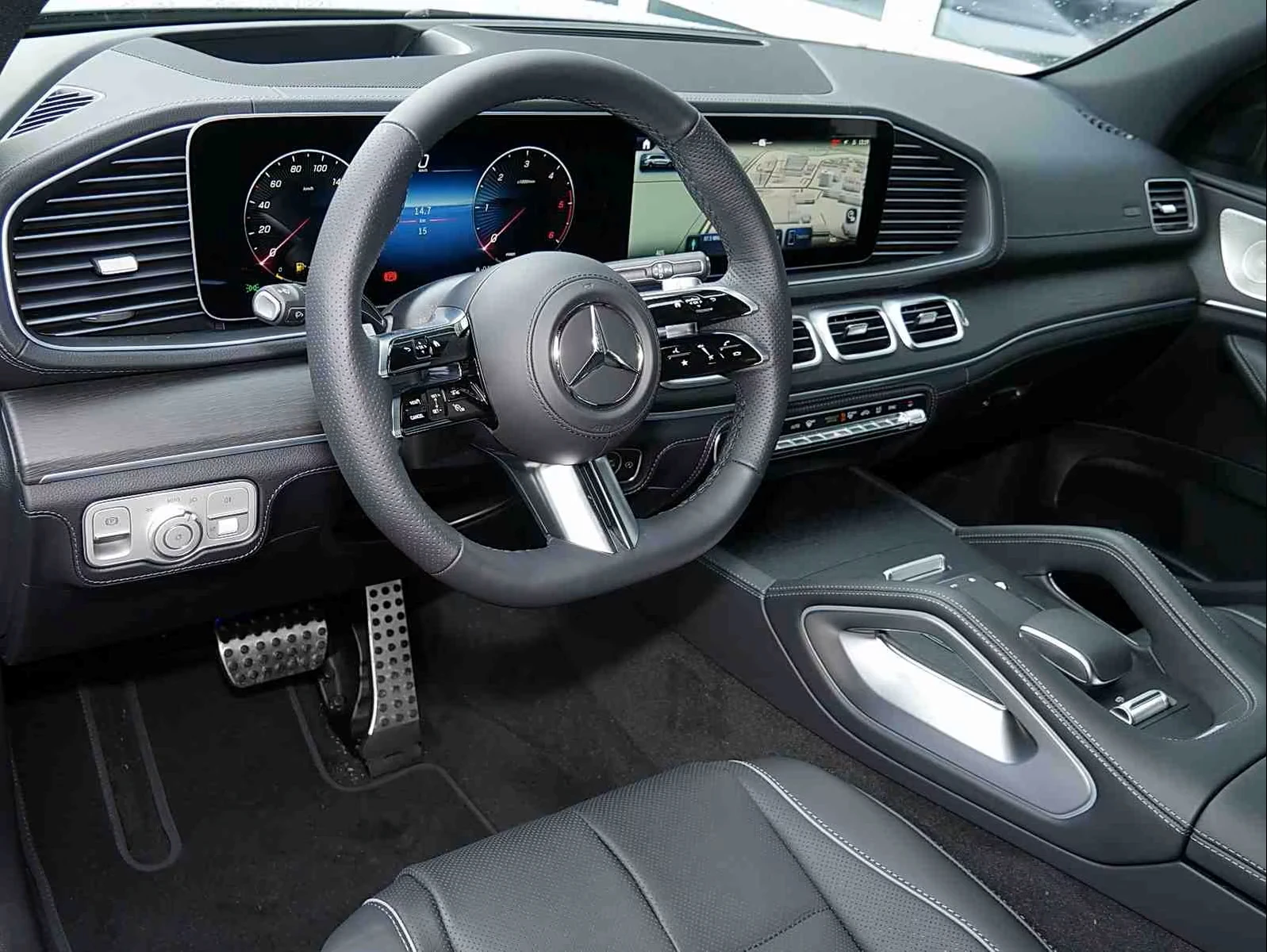Mercedes-Benz GLS 450 FACELIFT* 4 MATIC* AMG* BURM* PANO* 360* , снимка 4 - Автомобили и джипове - 54844834