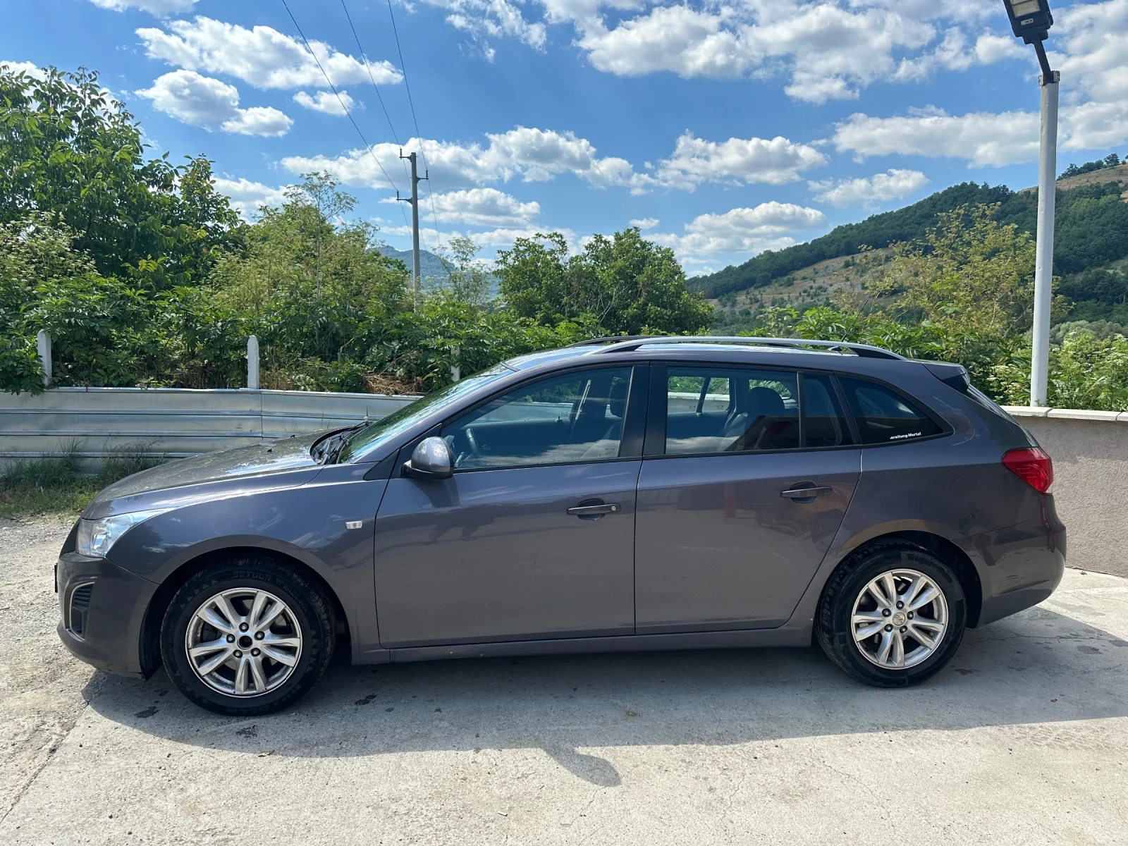 Chevrolet Cruze, снимка 3 - Автомобили и джипове - 55000934