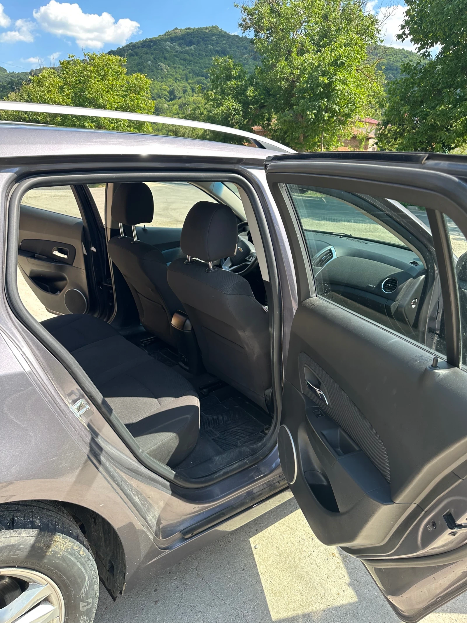 Chevrolet Cruze, снимка 13 - Автомобили и джипове - 55000934