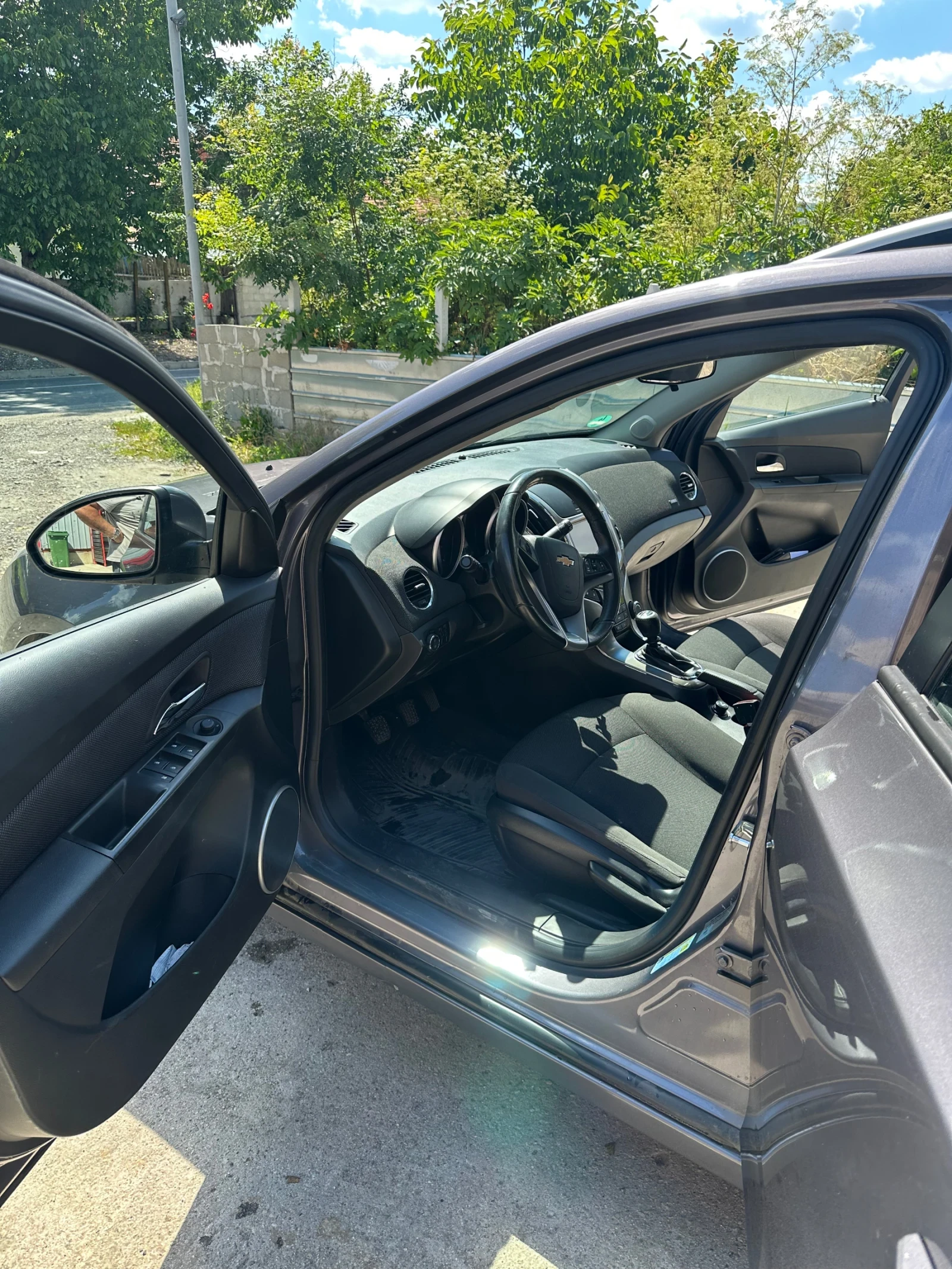 Chevrolet Cruze, снимка 12 - Автомобили и джипове - 55000934