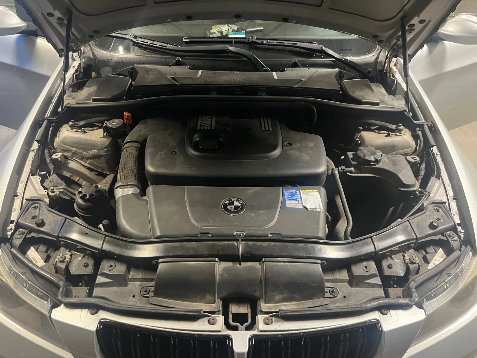 BMW 320, снимка 8 - Автомобили и джипове - 55152445