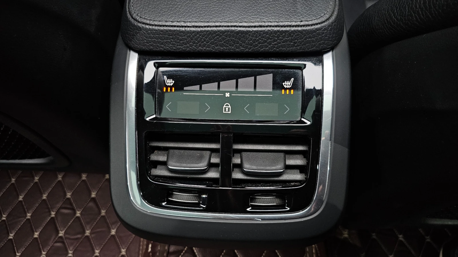 Volvo V90 Cross Country* D5* HeadUp* Navi* Camera, снимка 17 - Автомобили и джипове - 55252096