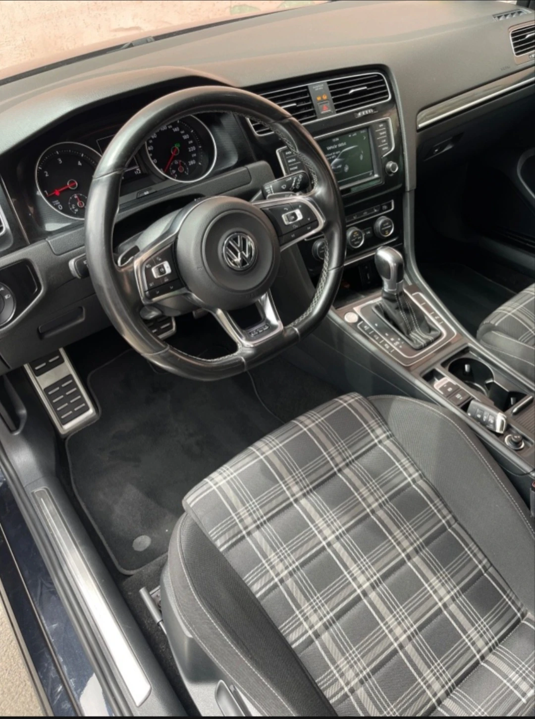 VW Golf GTD, снимка 7 - Автомобили и джипове - 55317205