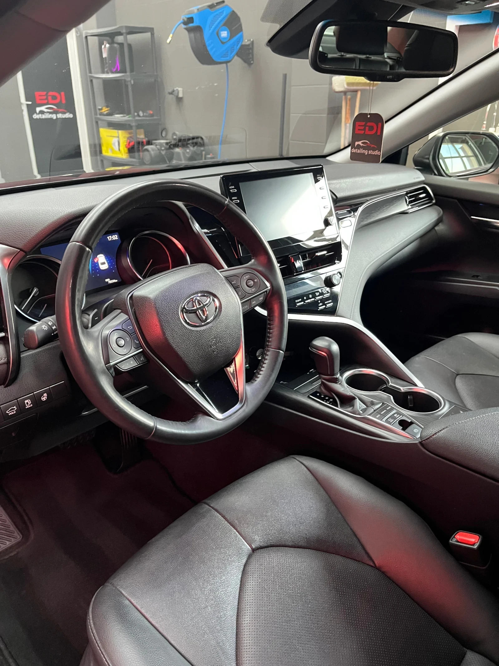 Toyota Camry, снимка 9 - Автомобили и джипове - 55599810