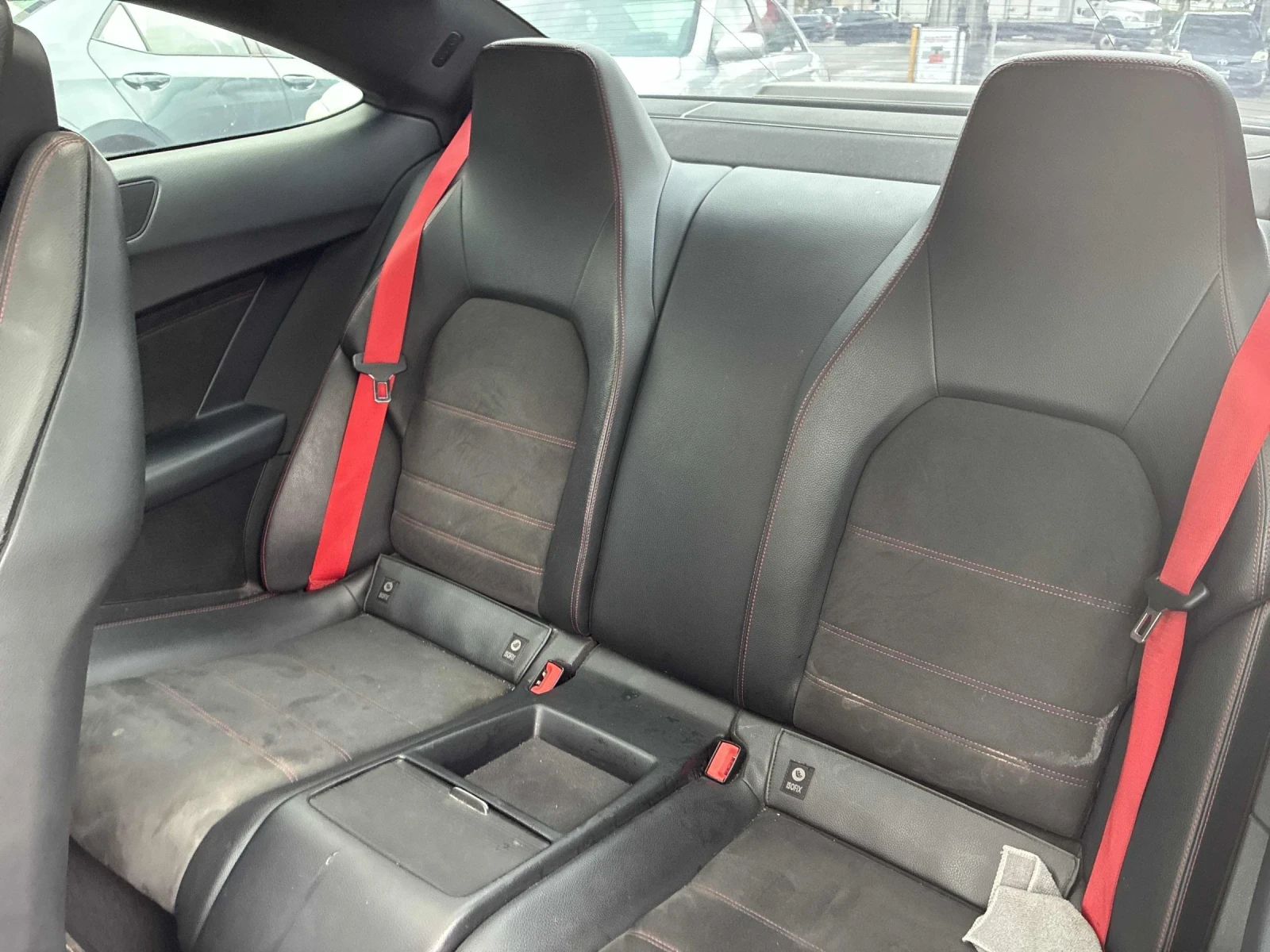 Mercedes-Benz C 350 AMG-pack* Night-Pack* Back cam* Pano* H&K* Подгрев, снимка 12 - Автомобили и джипове - 55604957