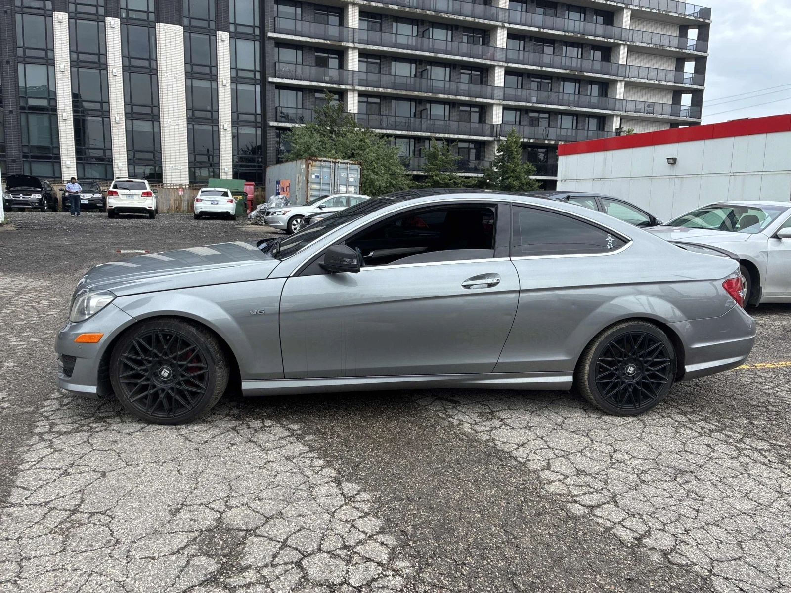 Mercedes-Benz C 350 AMG-pack* Night-Pack* Back cam* Pano* H&K* Подгрев, снимка 5 - Автомобили и джипове - 55604957