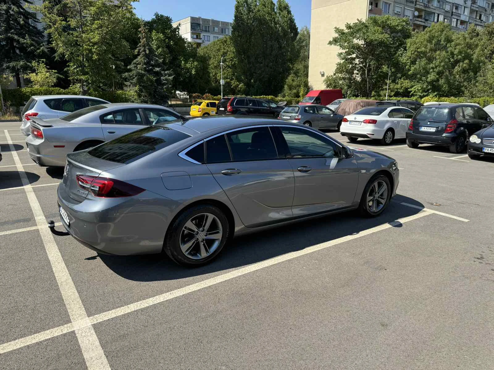 Opel Insignia 1.6 CDTI 136 HP, Automatic, снимка 5 - Автомобили и джипове - 55905147