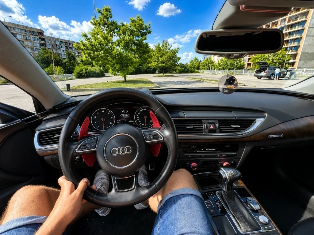 Audi A7, снимка 8 - Автомобили и джипове - 56121537