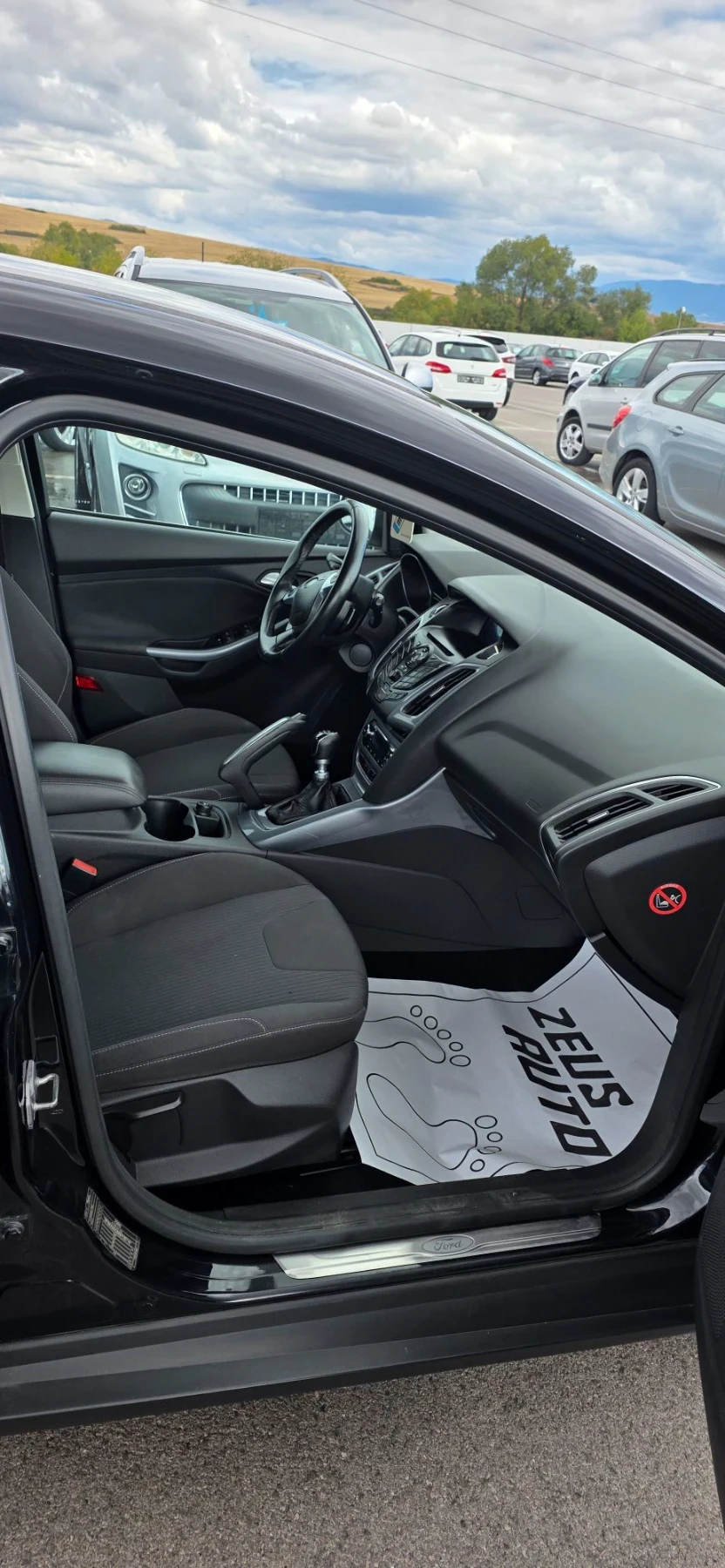 Ford Focus 1.6TDCI /TITANIUM / 6 ск. , снимка 5 - Автомобили и джипове - 56279188