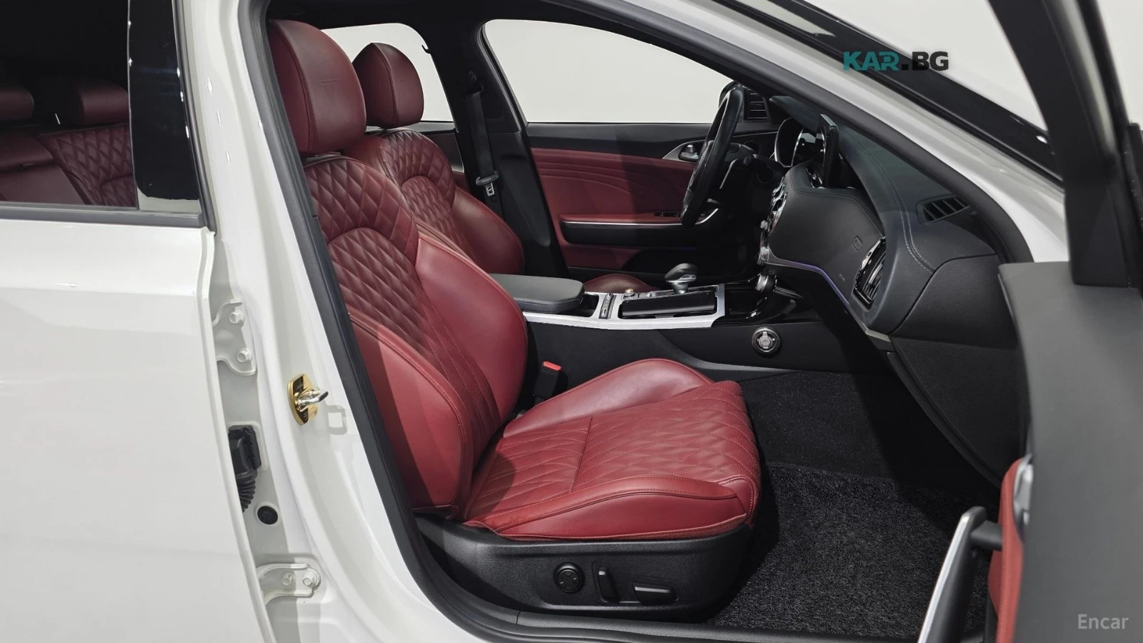 Kia Stinger 3.3 GT Masters AWD* DISTRONIC* 360* �����* ����*  | Mobile.bg � ����������� 8