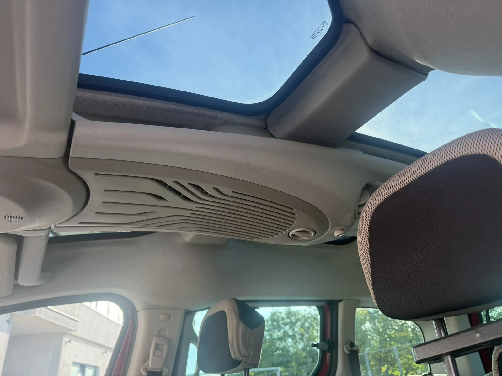 Citroen Berlingo миниван, снимка 11 - Автомобили и джипове - 56432882