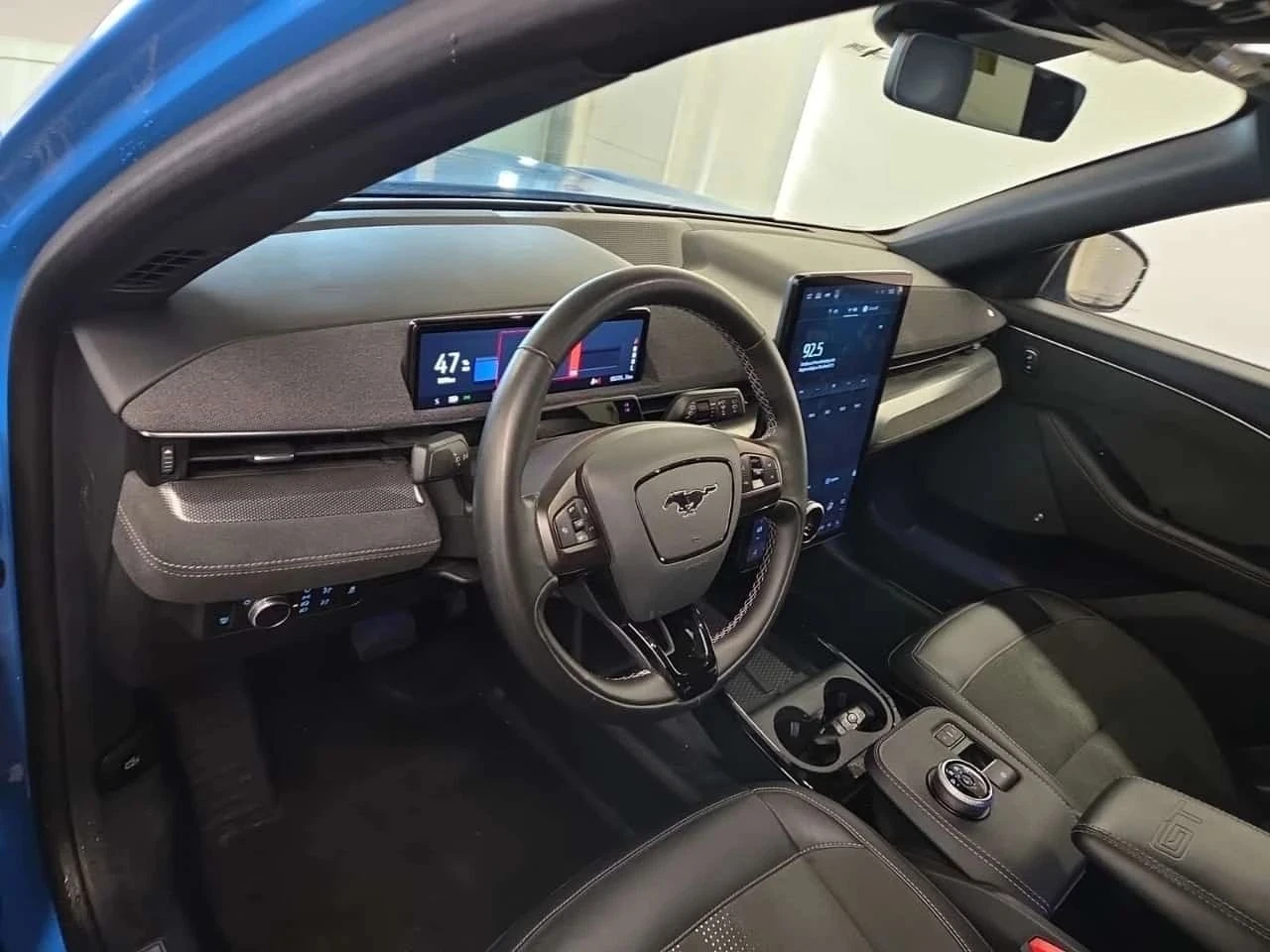 Ford Mustang Mach-E, снимка 10 - Автомобили и джипове - 56687427