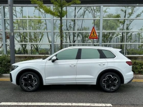 VW Touareg 3.0 Automatic, снимка 2