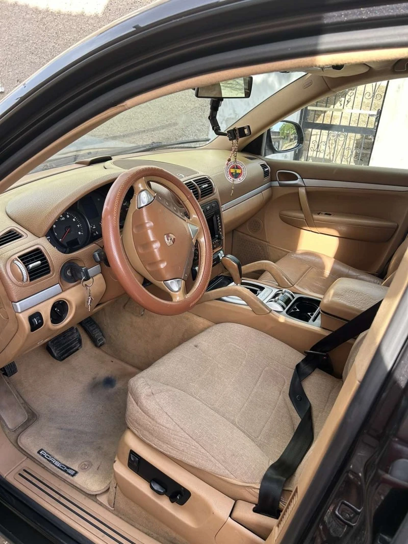 Porsche Cayenne 3.2i-254k.c.ГАЗ* , снимка 9 - Автомобили и джипове - 47889031