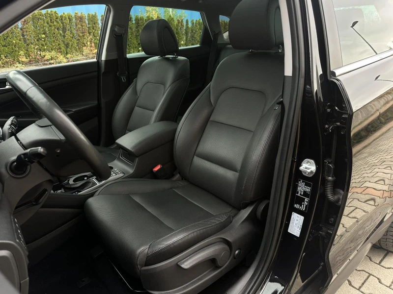 Hyundai Tucson VERTEX* 4X4* AUTOMATIC TOP FULL ШВЕЙЦАРИЯ, снимка 8 - Автомобили и джипове - 52327922