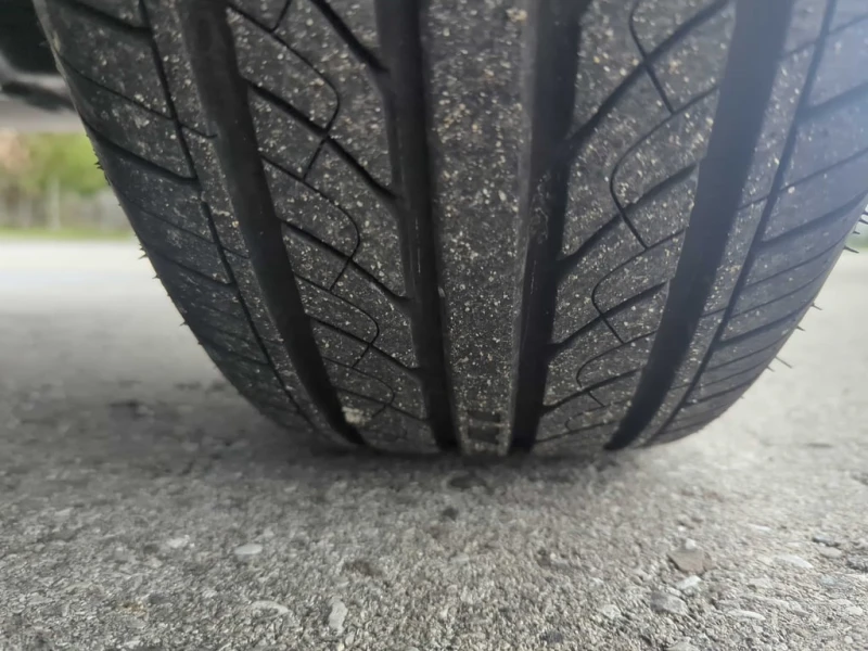 Toyota Rav4 Hybrid XSE  CARFAX, снимка 11 - Автомобили и джипове - 52447863