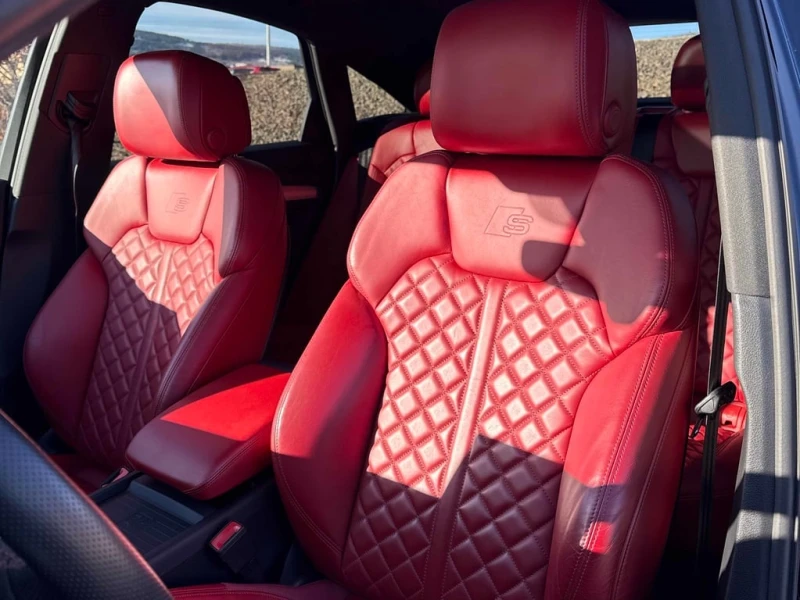 Audi SQ5 2023 Technik * CARFAX * БЕЗ ПЪРВОНАЧАЛНА ВНОСКА, снимка 11 - Автомобили и джипове - 53038586