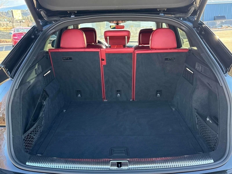 Audi SQ5 2023 Technik * CARFAX * БЕЗ ПЪРВОНАЧАЛНА ВНОСКА, снимка 14 - Автомобили и джипове - 53038586