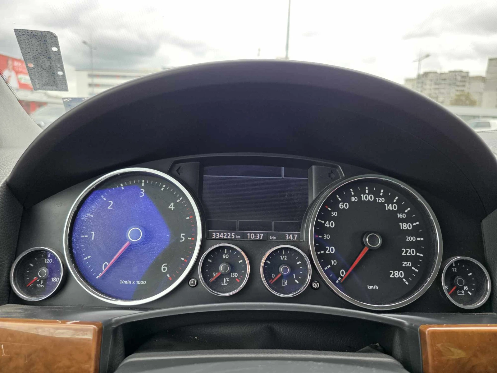 VW Touareg  - изображение 7