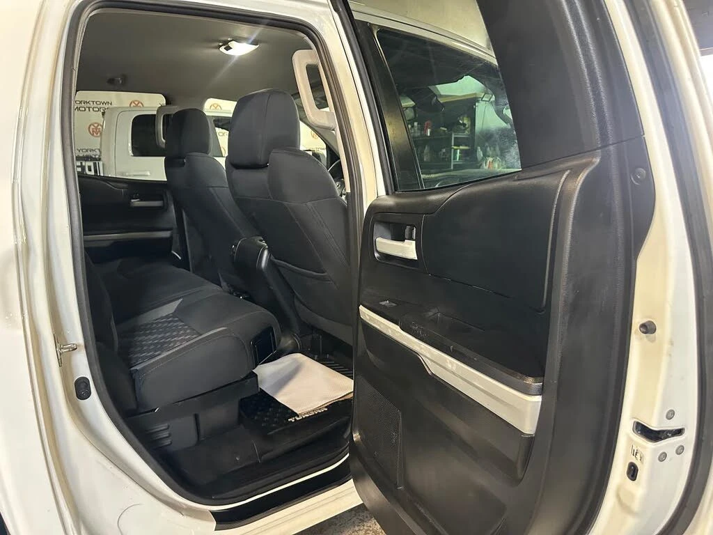 Toyota Tundra SR5 Double Cab CAM* ПОДГРЕВ* KEYLESS*  - изображение 7