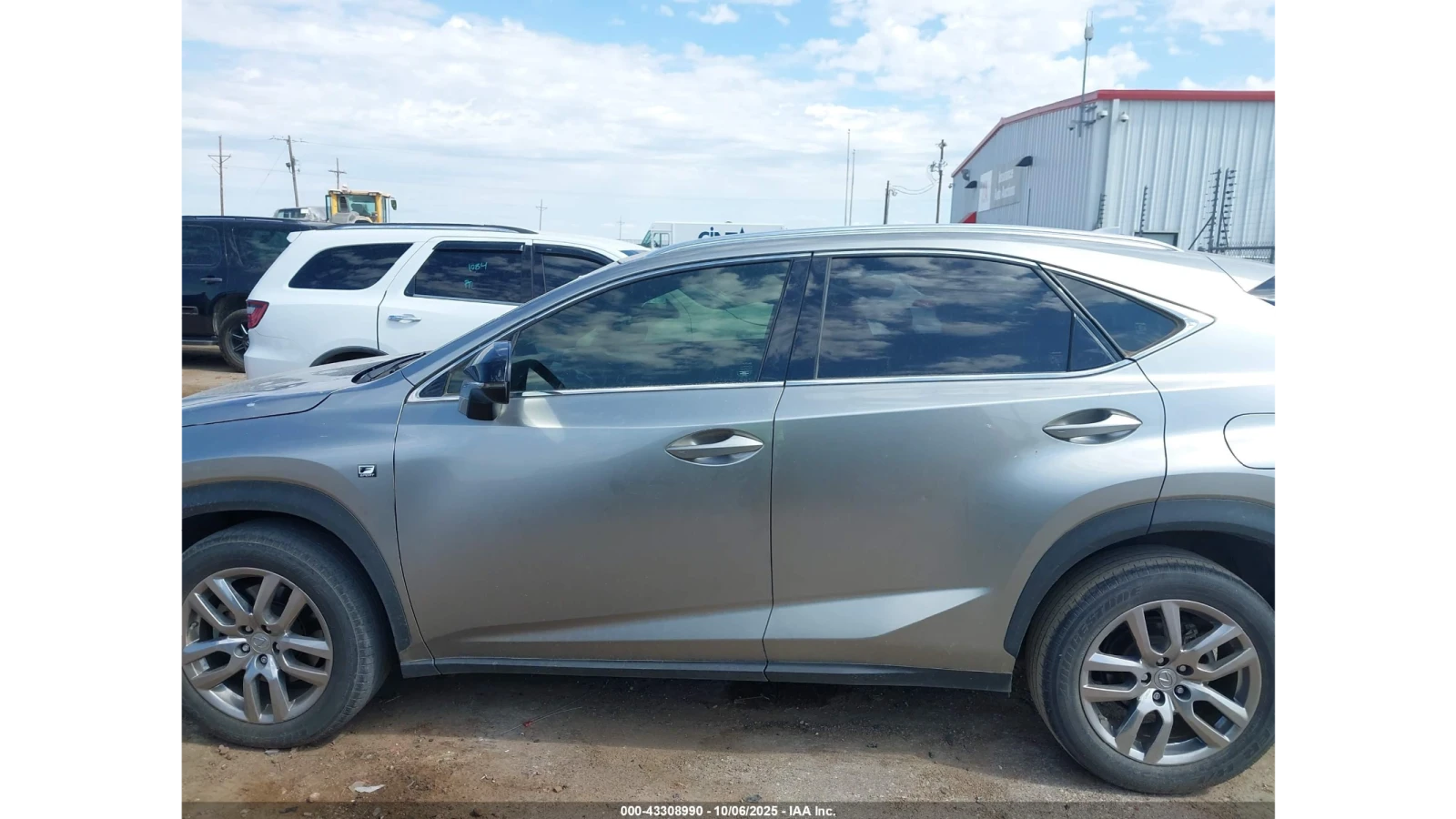 Lexus NX 200t F SPORT - изображение 9