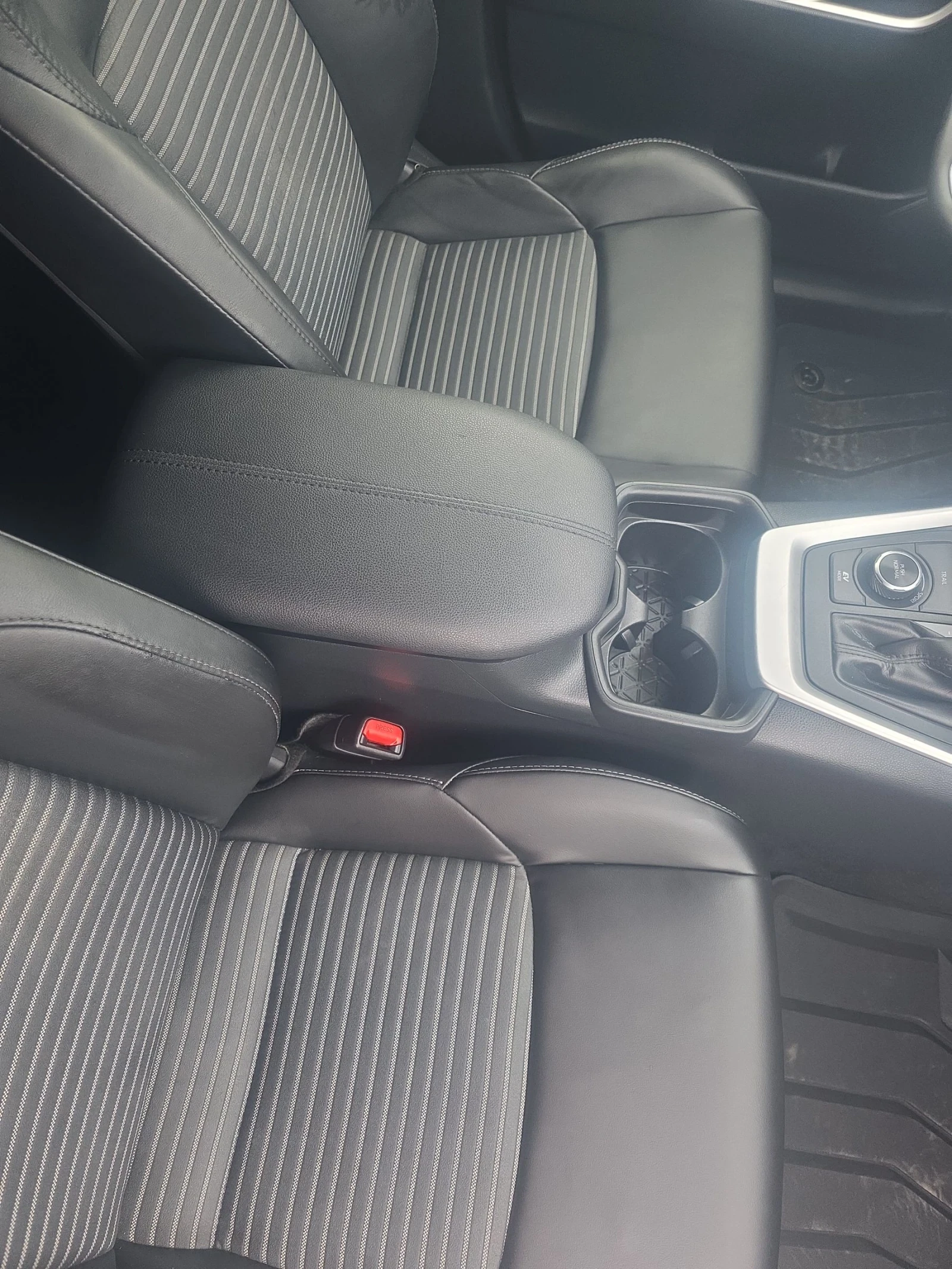 Toyota Rav4 2.5 4X4 Hibrid | Mobile.bg � ����������� 11