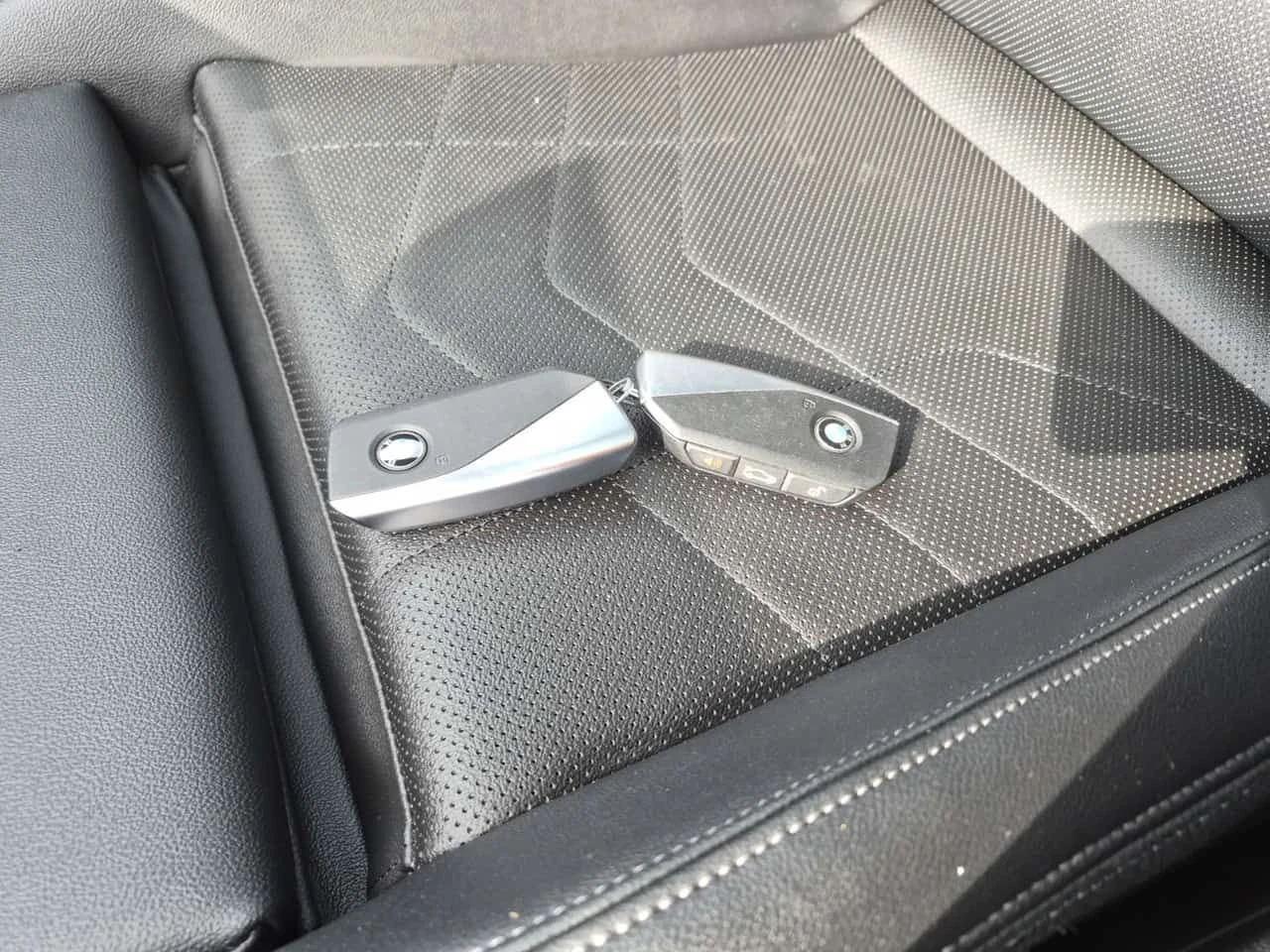 BMW X1 XDRIVE28I /CARFAX / Подгрев/Панорама/2 ключа/ - изображение 7