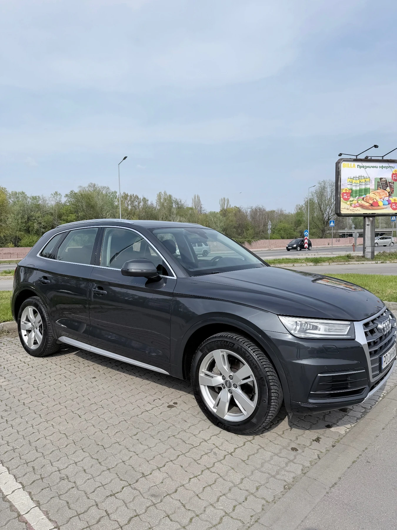 Audi Q5, снимка 2 - Автомобили и джипове - 54196593