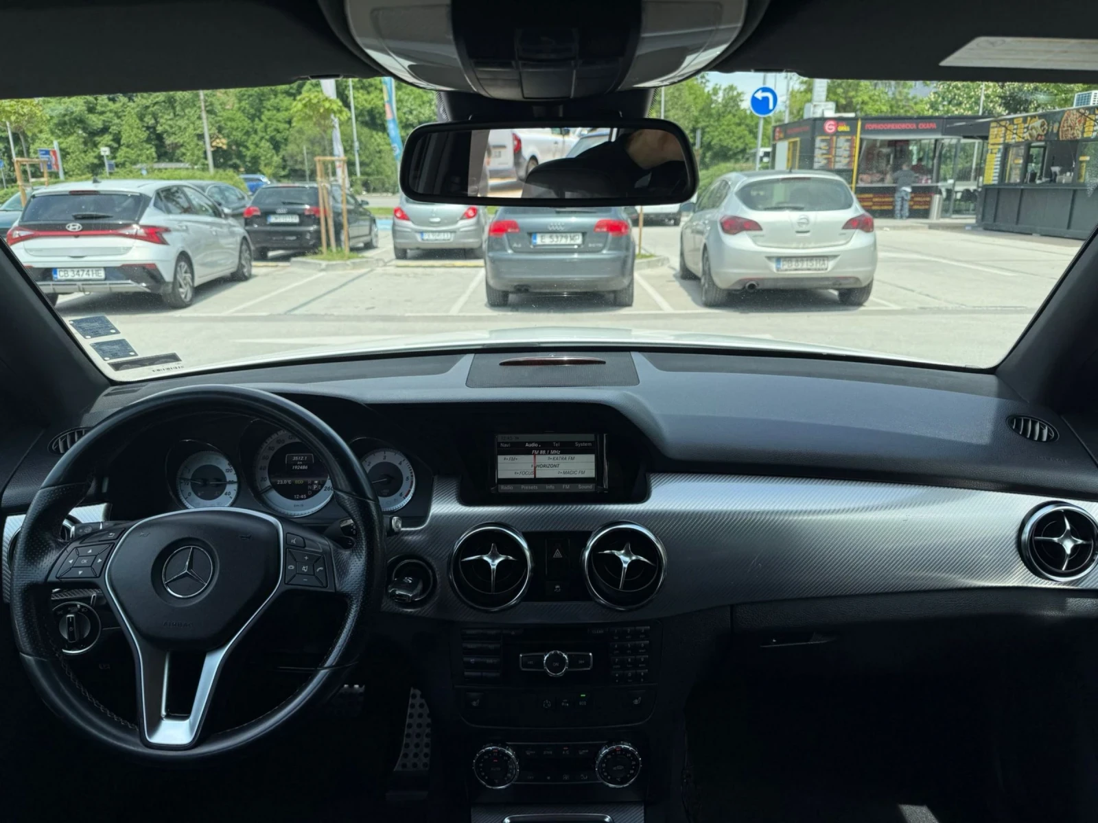 Mercedes-Benz GLK 220 4matic, снимка 11 - Автомобили и джипове - 54457130