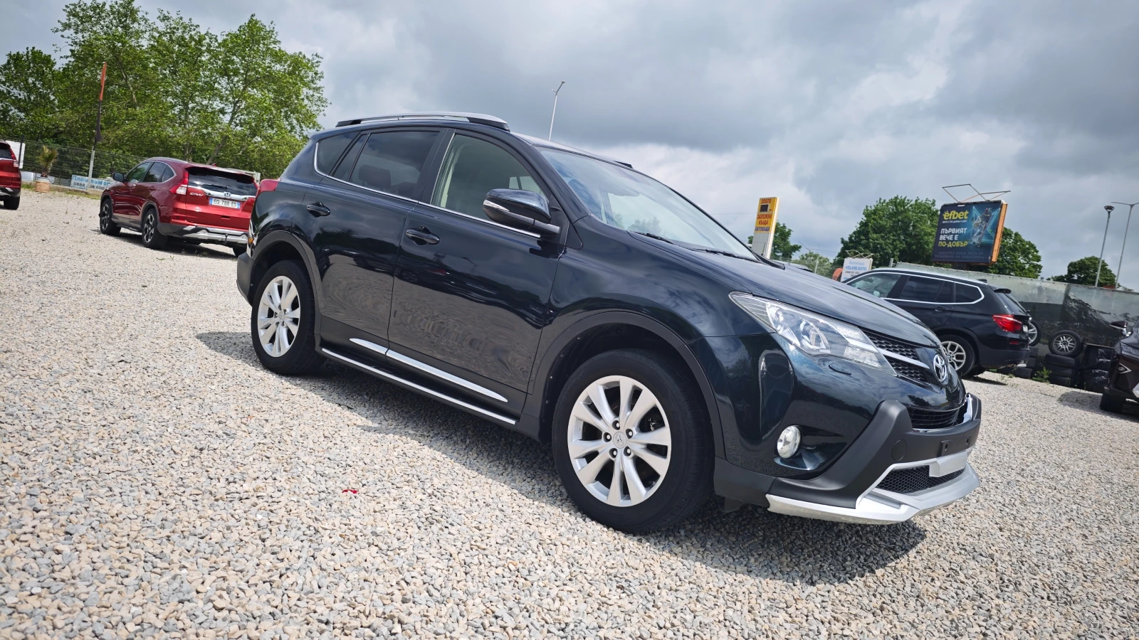 Toyota Rav4 РОЛБАР/СТЕПЕНКИ/РЕЙЛИНГ/NAV/DVD/KAM/USB/KEYLESSGO, снимка 6 - Автомобили и джипове - 54650434