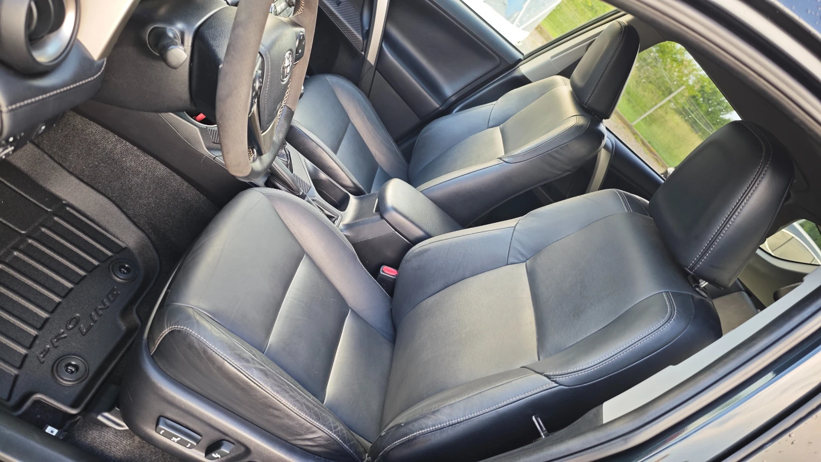 Toyota Rav4 РОЛБАР/СТЕПЕНКИ/РЕЙЛИНГ/NAV/DVD/KAM/USB/KEYLESSGO, снимка 16 - Автомобили и джипове - 54650434