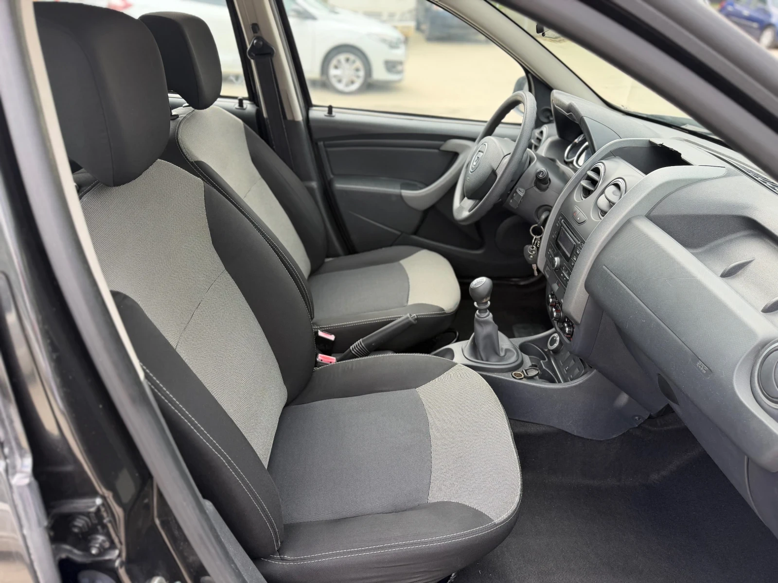 Dacia Duster FaceLift/4x4/147000km | Mobile.bg � ����������� 11