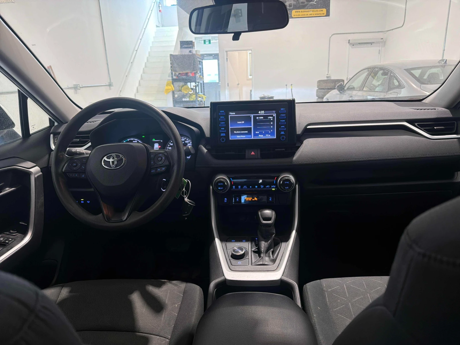 Toyota Rav4 Hybrid LE * CARFAX * АВТО КРЕДИТ * , снимка 6 - Автомобили и джипове - 55064662