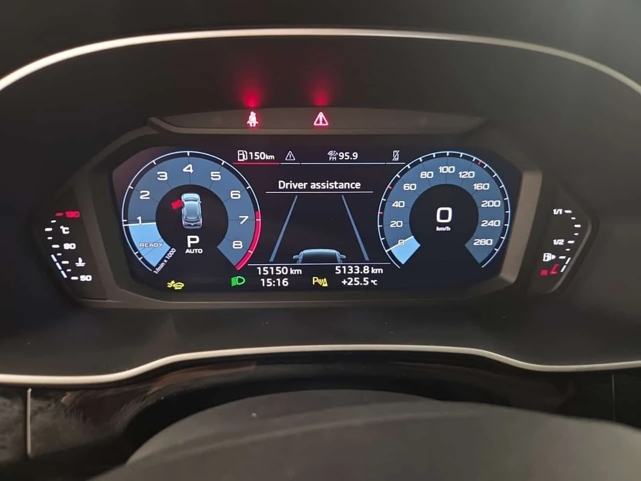 Audi Q3 PROGRESSIV / АВТОКРЕДИТ / ЦЕНА ДО БЪЛГАРИЯ , снимка 9 - Автомобили и джипове - 55638754