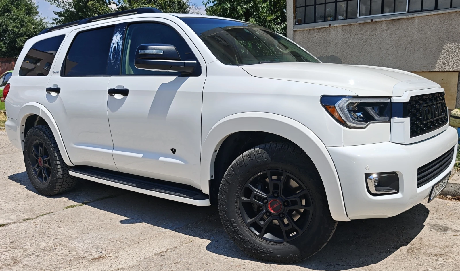 Toyota Sequoia Limited 5.7 V8 4x4 | LPG | 8 места | , снимка 3 - Автомобили и джипове - 55880697