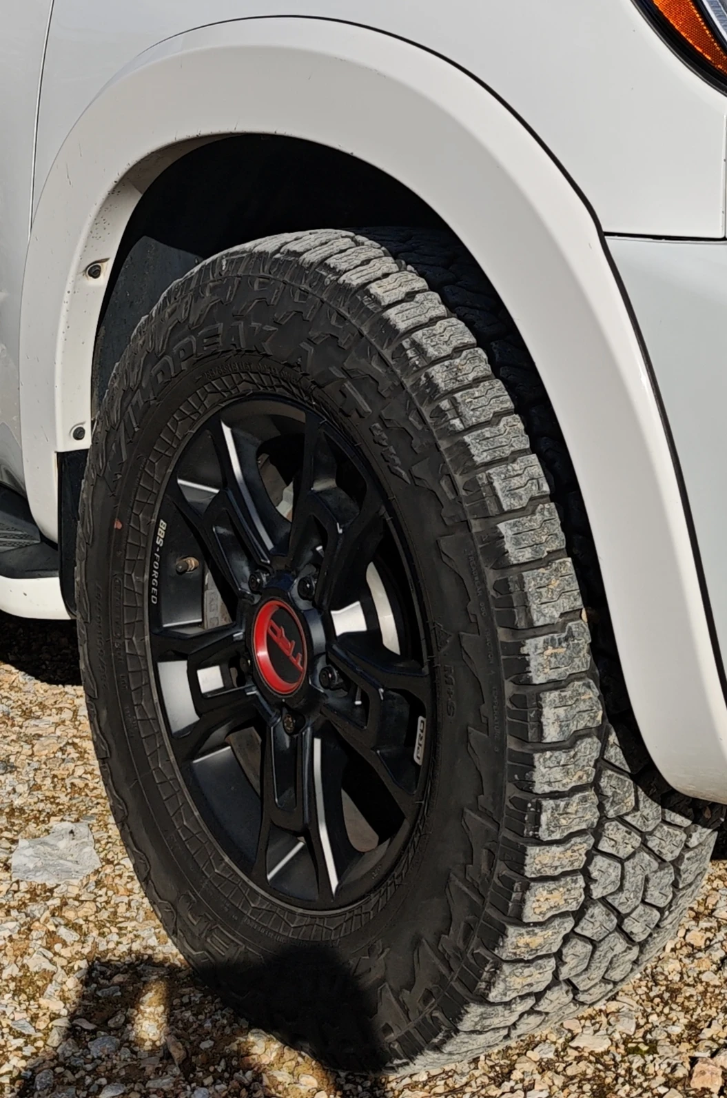 Toyota Sequoia Limited 5.7 V8 4x4 | LPG | 8 места | , снимка 5 - Автомобили и джипове - 55880697
