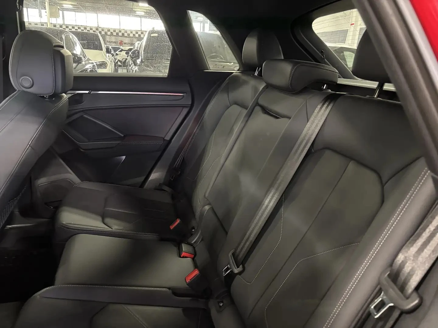 Audi Q3 TECHNIK S LINE ЦЕНА ДО БЪЛГАРИЯ АВТОКРЕДИТ, снимка 15 - Автомобили и джипове - 55902923