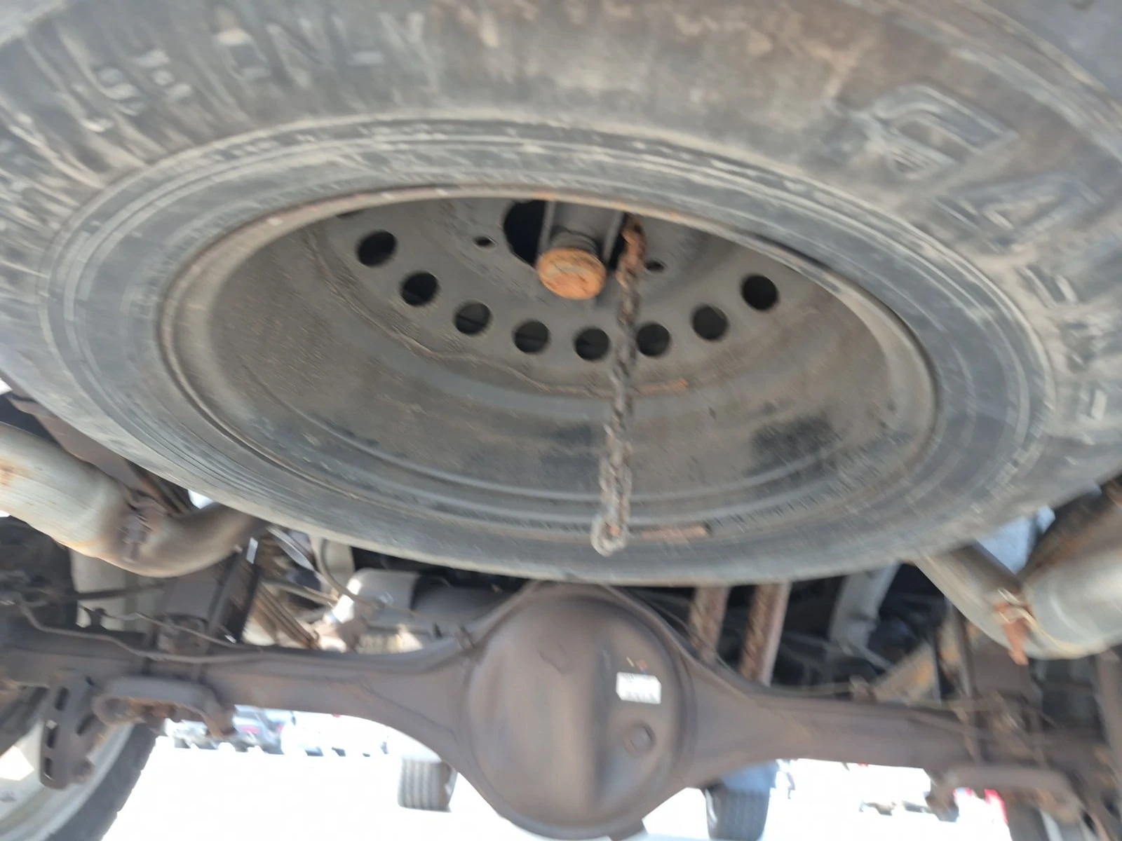 Toyota Tundra * PLATINUM CREW CAB SHORT BED * CARFAX * , снимка 15 - Автомобили и джипове - 56013237