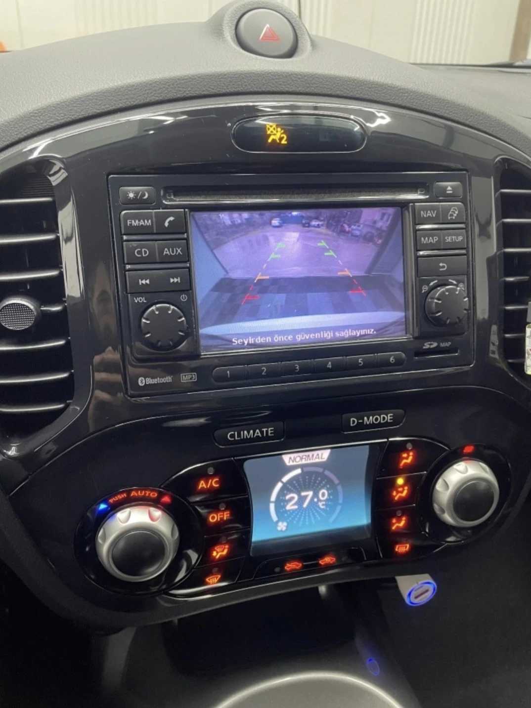 Nissan Juke 1.5dci, снимка 10 - Автомобили и джипове - 56168033