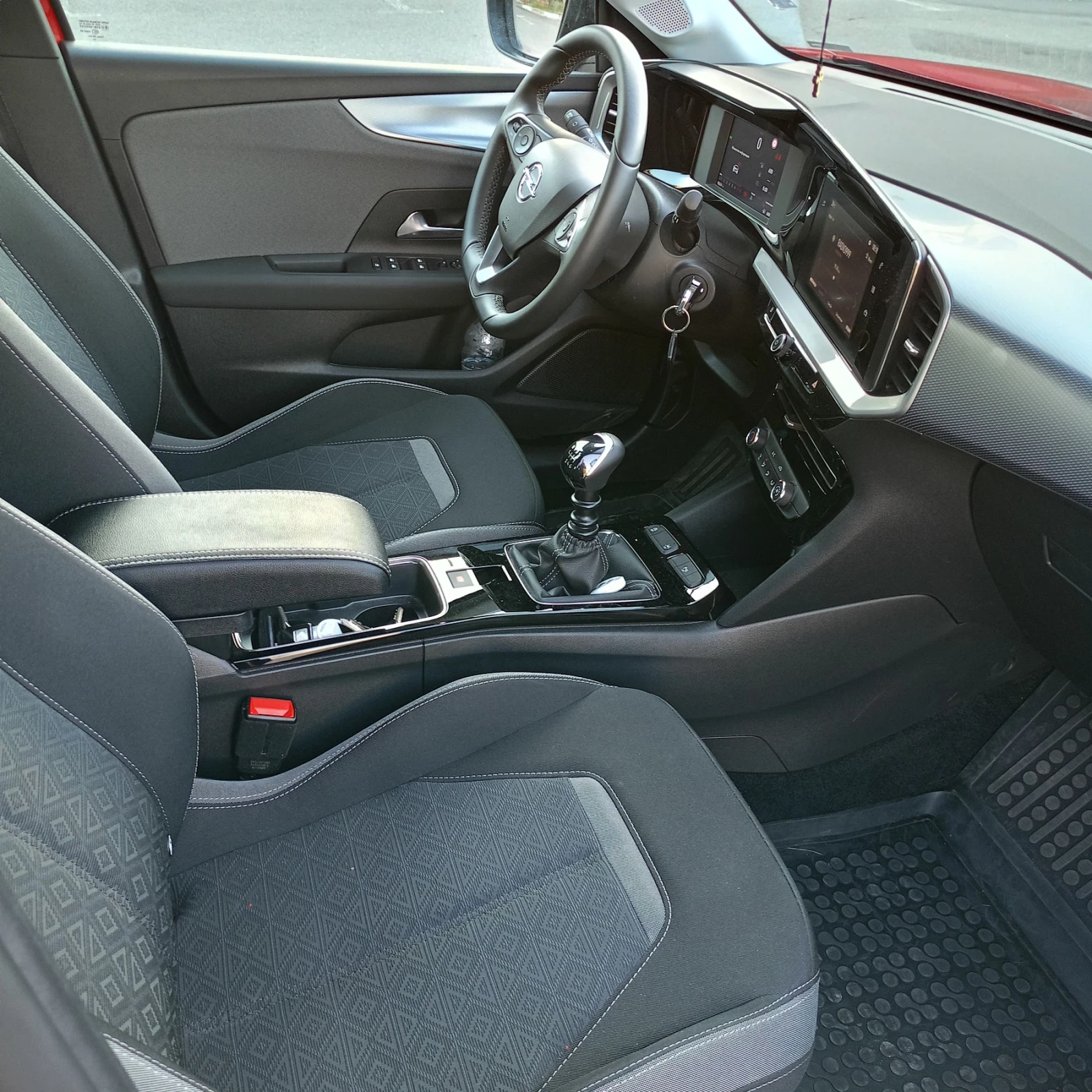 Opel Mokka Edition , снимка 6 - Автомобили и джипове - 56360470
