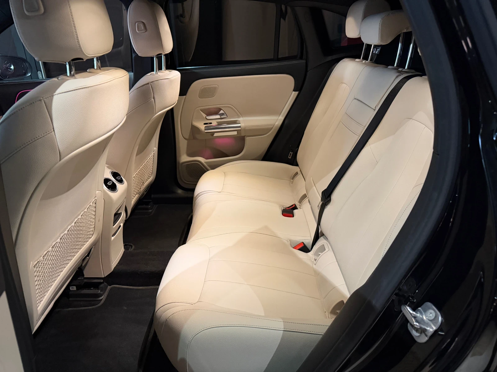 Mercedes-Benz EQA 300, снимка 9 - Автомобили и джипове - 56323195