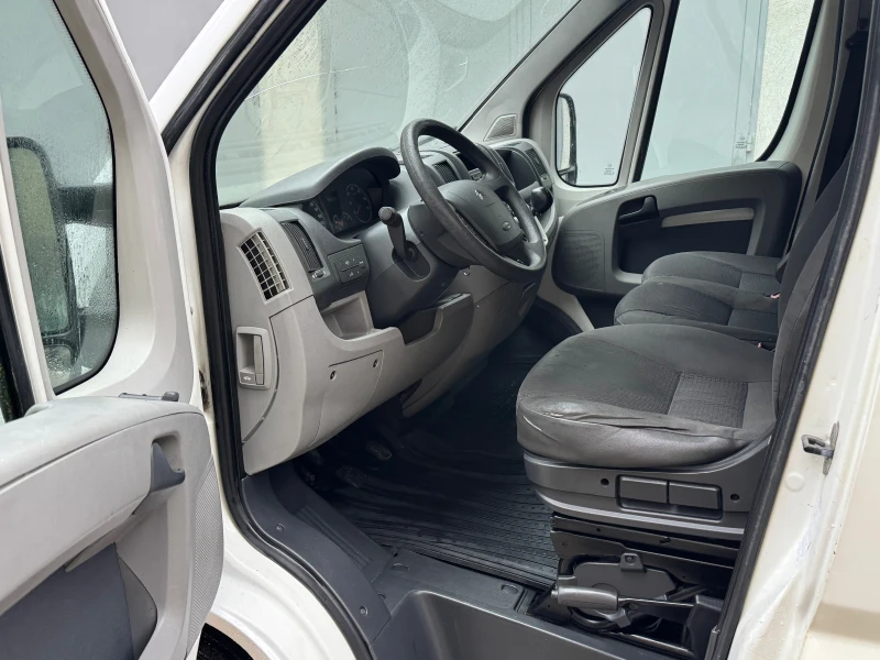 Citroen Jumper 2.2 HDI* KЛИМАТИК* L2H2* 6 скорости, снимка 7 - Бусове и автобуси - 53305717