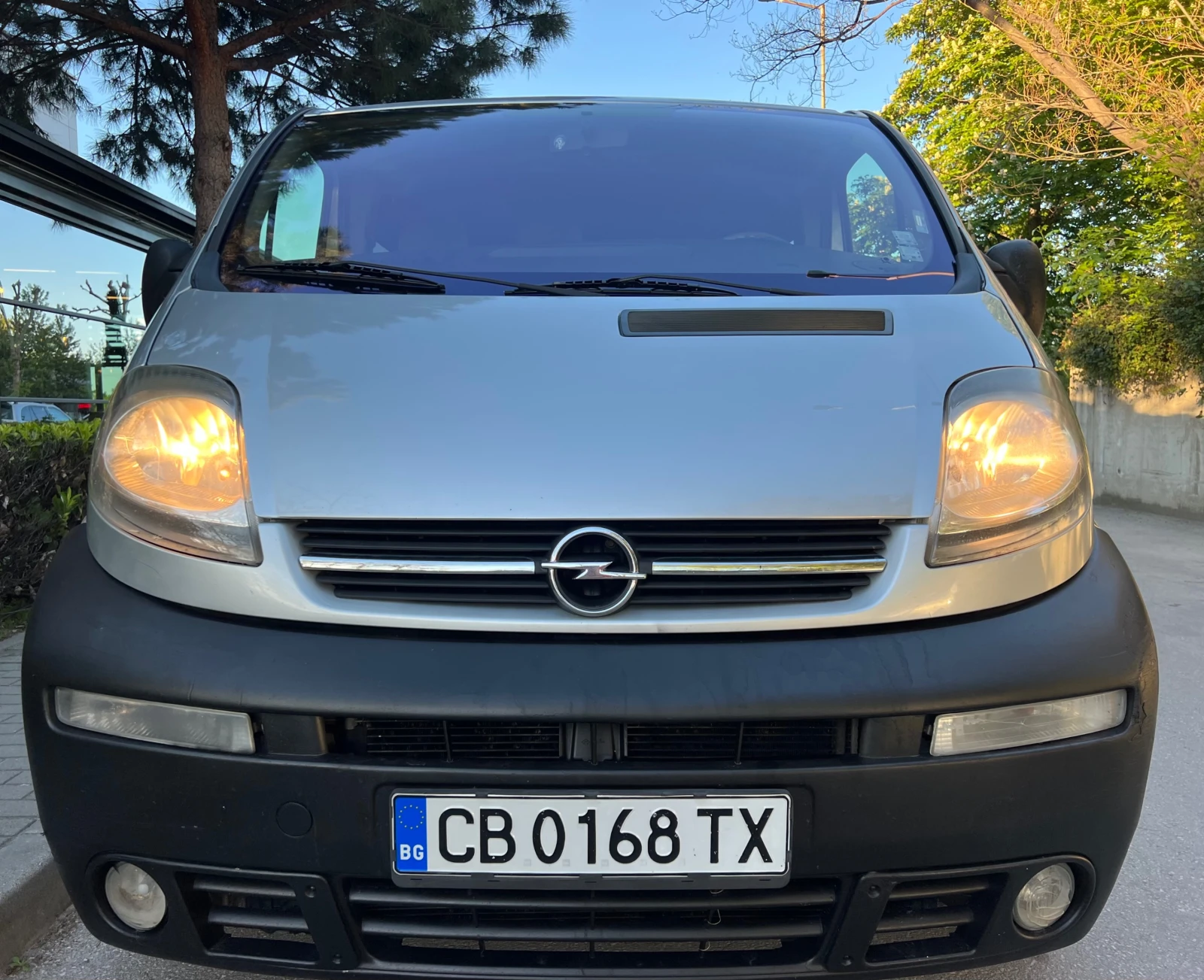 Opel Vivaro 2.5CDTI KLIMATIK/8+ 1/6sk/UNIKAT - изображение 2